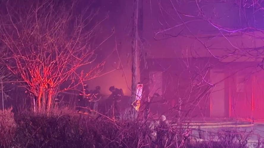 Shreveport fire crews battle early morning blaze on Centenary Boulevard ...