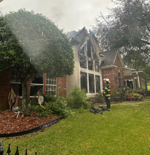Lightning strike blamed for Southern Trace house fire | News | ktbs.com