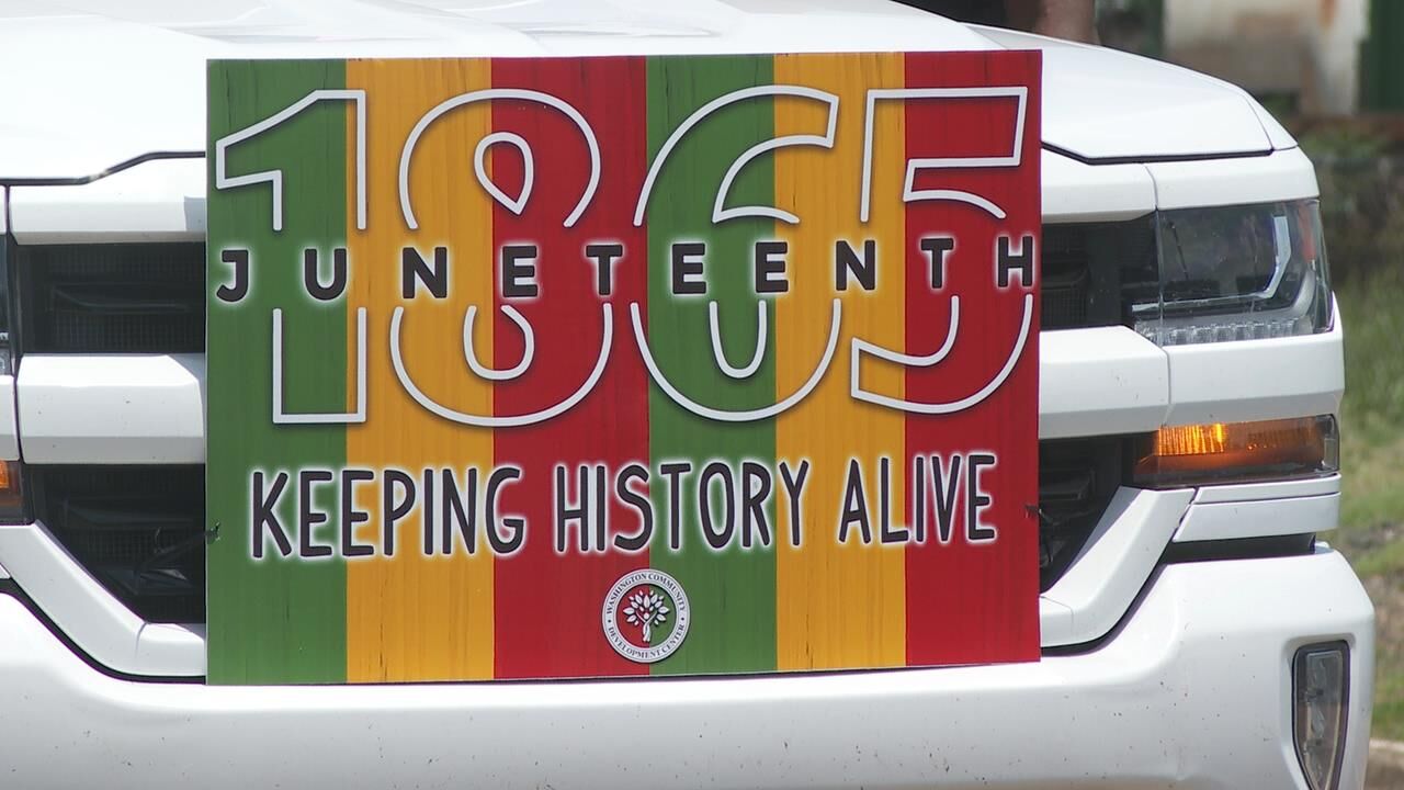Hundreds celebrate Juneteenth in downtown Alexandria
