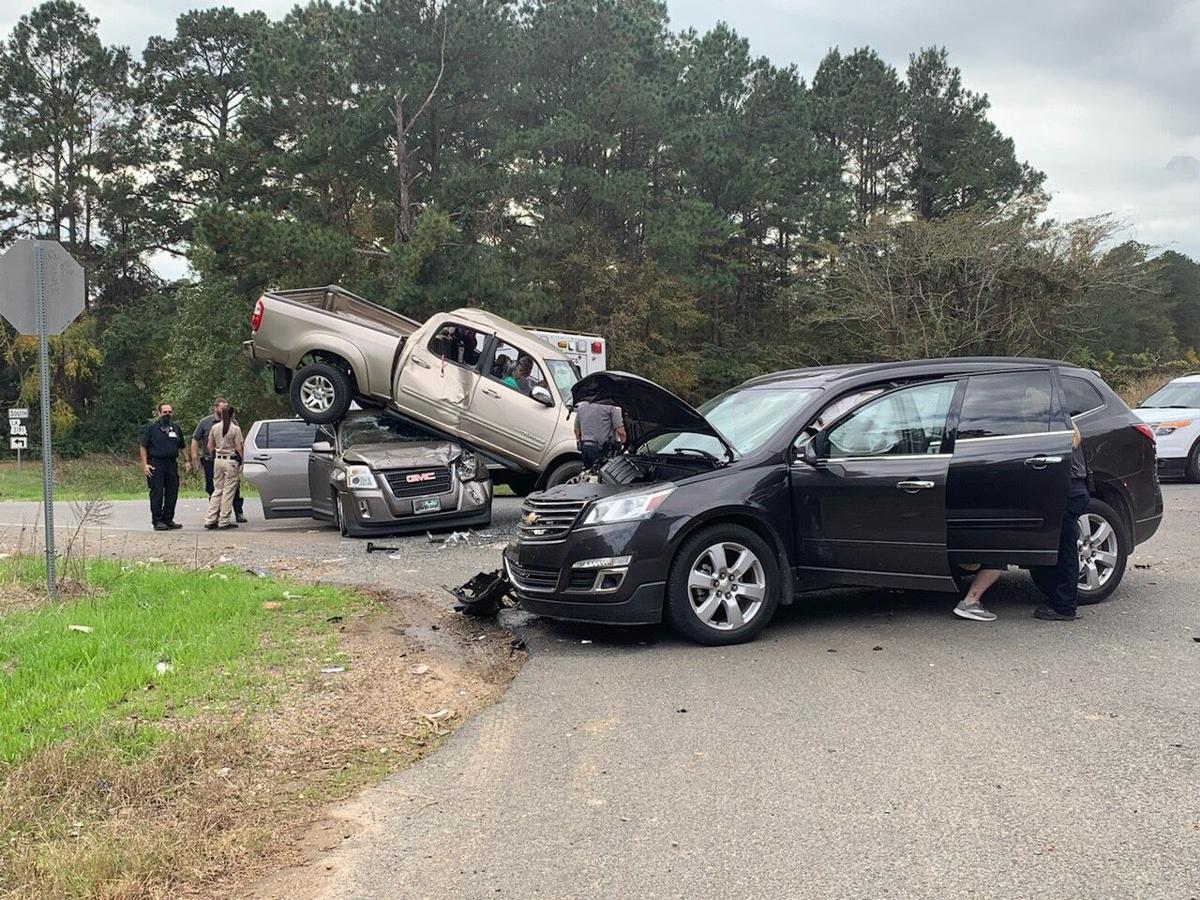 3-vehicle pile-up leaves several injured near Natchitoches | News | ktbs.com