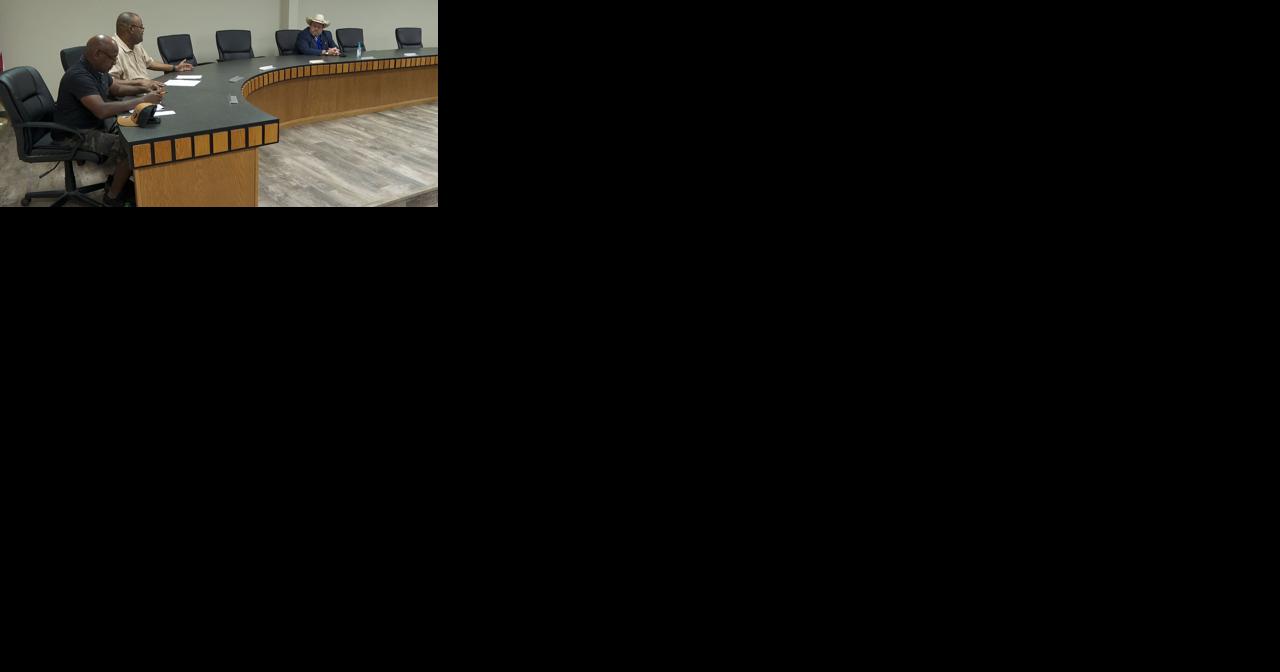 State lawmaker attends town hall meeting in McCurtain County - Vimarsana News