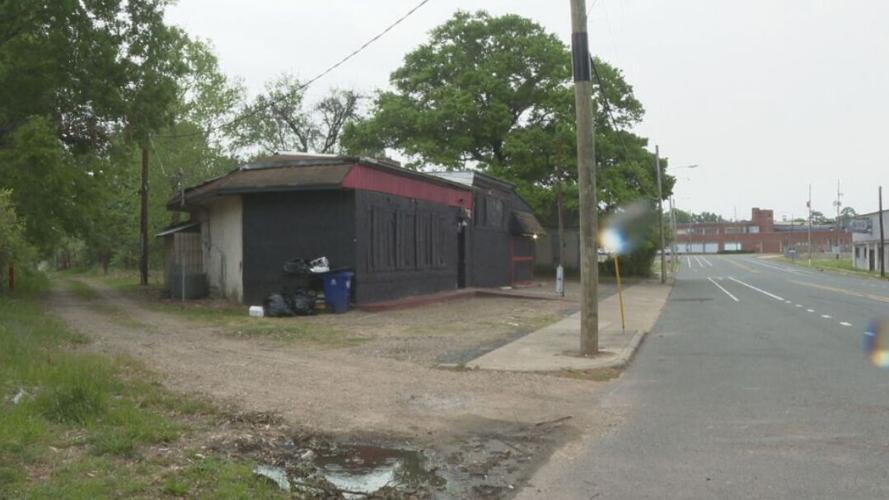 3 dead, others critically injured in series of weekend shootings News