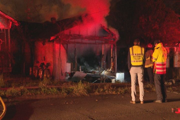 Shreveport Home Destroyed In Early Morning Fire | News | Ktbs.com