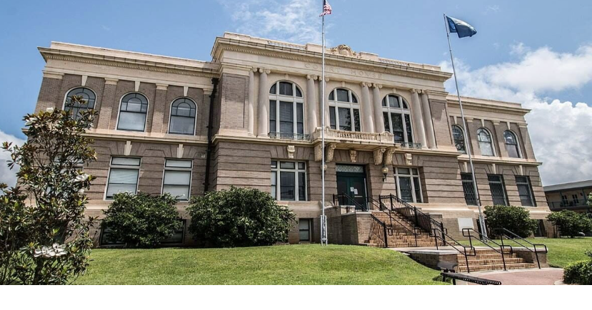 DeSoto judge #39 s ruling finding clerk of court in violation of public
