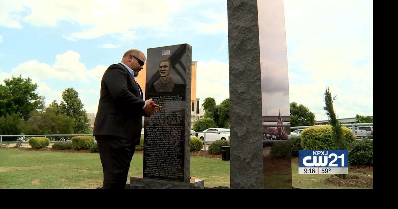 Local surgeon, artist creates memorial for Shreveport Navy SEALs