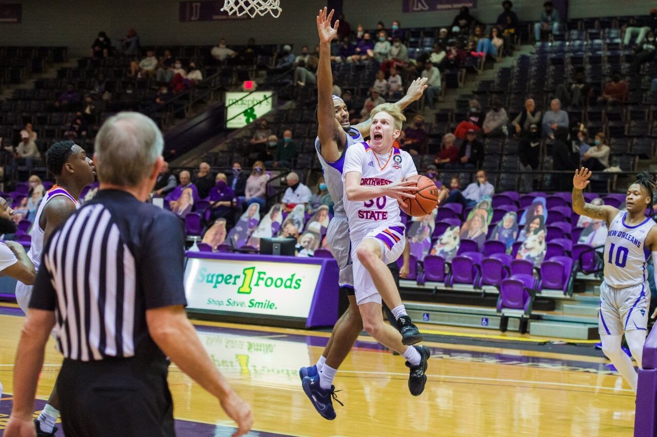 NSU hoops wins back-to-back games for first time this season - Vimarsana News