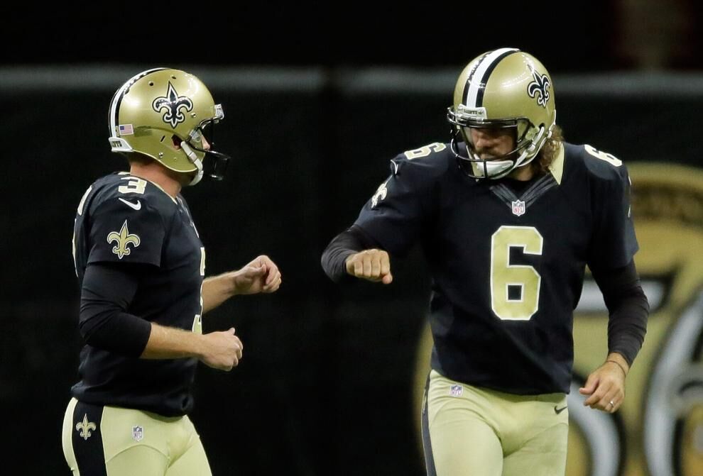 New Orleans Saints kicker Thomas Morstead (6) kicks off in an NFL