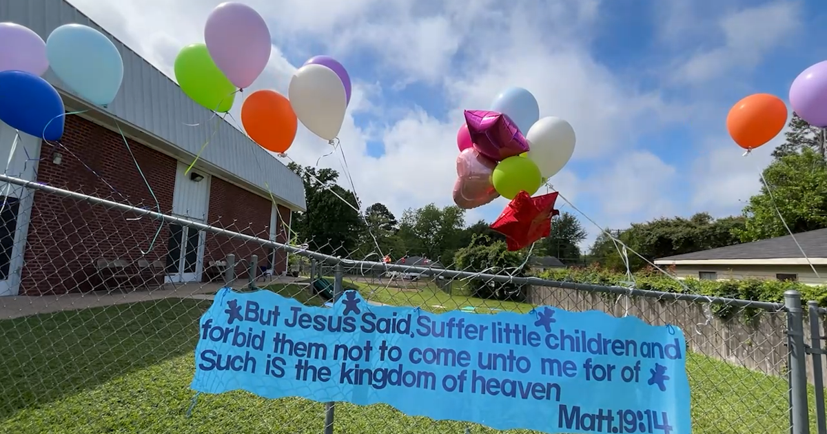 Balloon release held at Johnnie L. Cochran Head Start for mass shooting ...