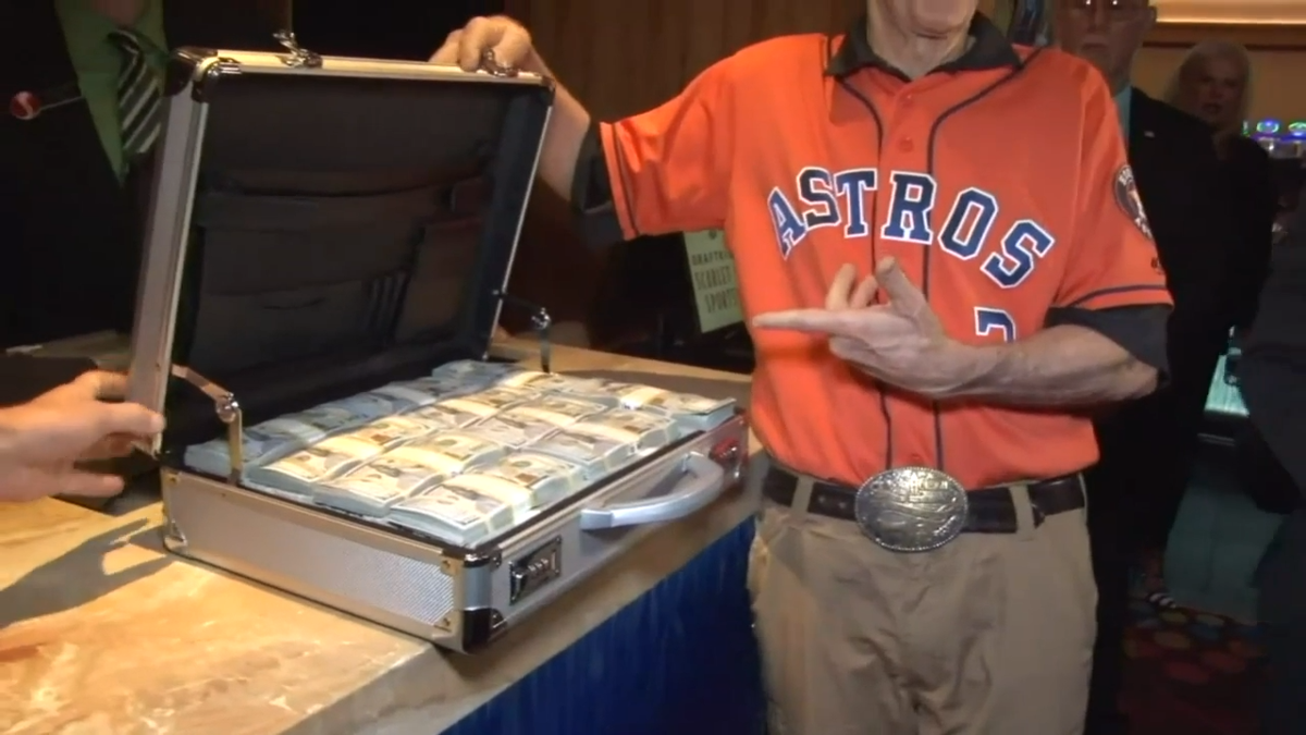Mattress Mack Bets 3 5 Million On Astros To Win World Series