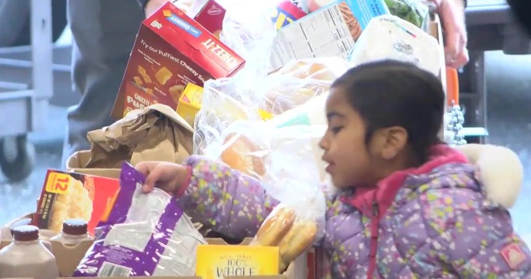 Volunteers Deliver Holiday Meals in Billings | Strength in Service