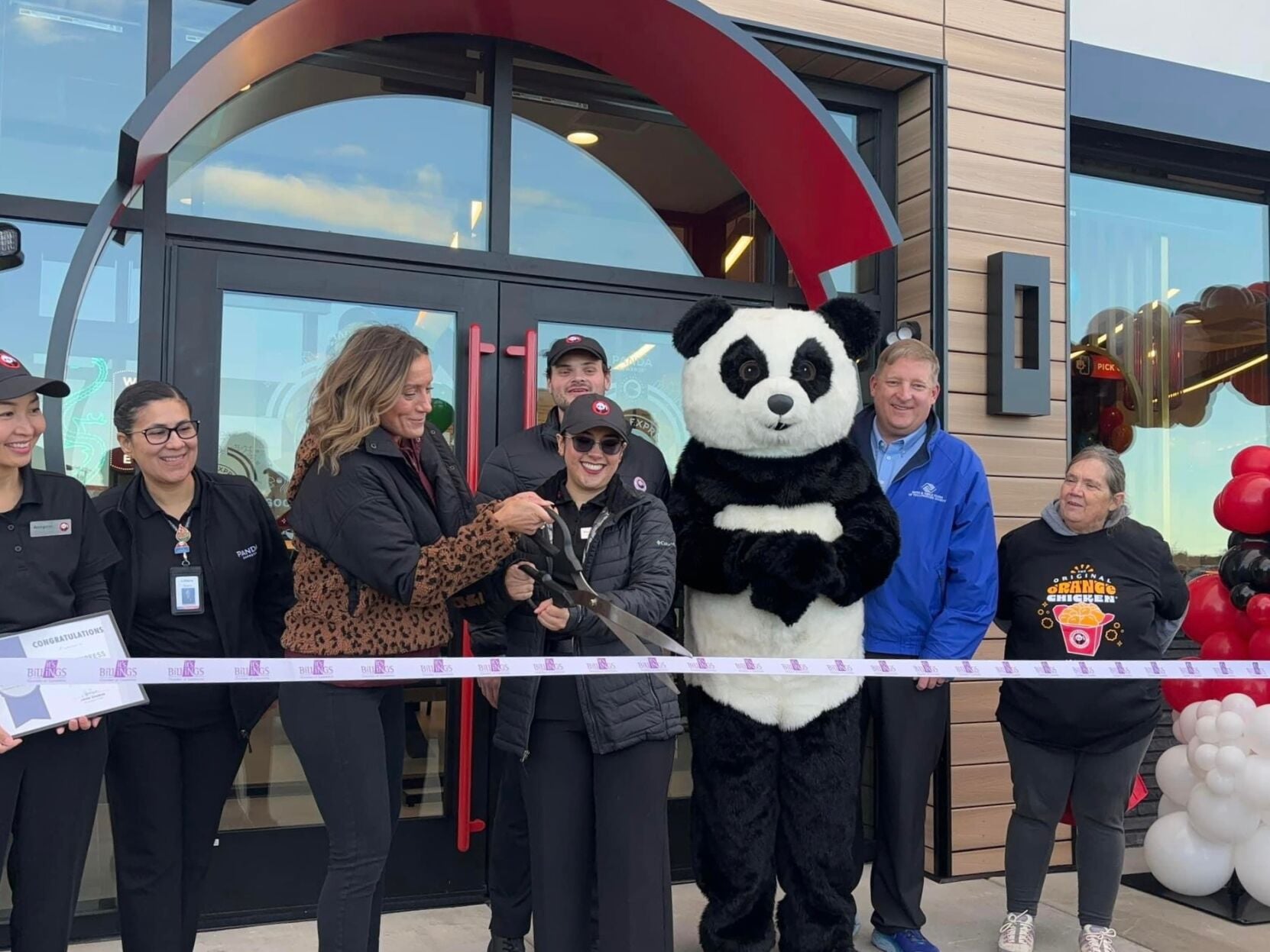 Vippanda New Panda Express on Billings' King Ave W opens with ribbon-cutting ...