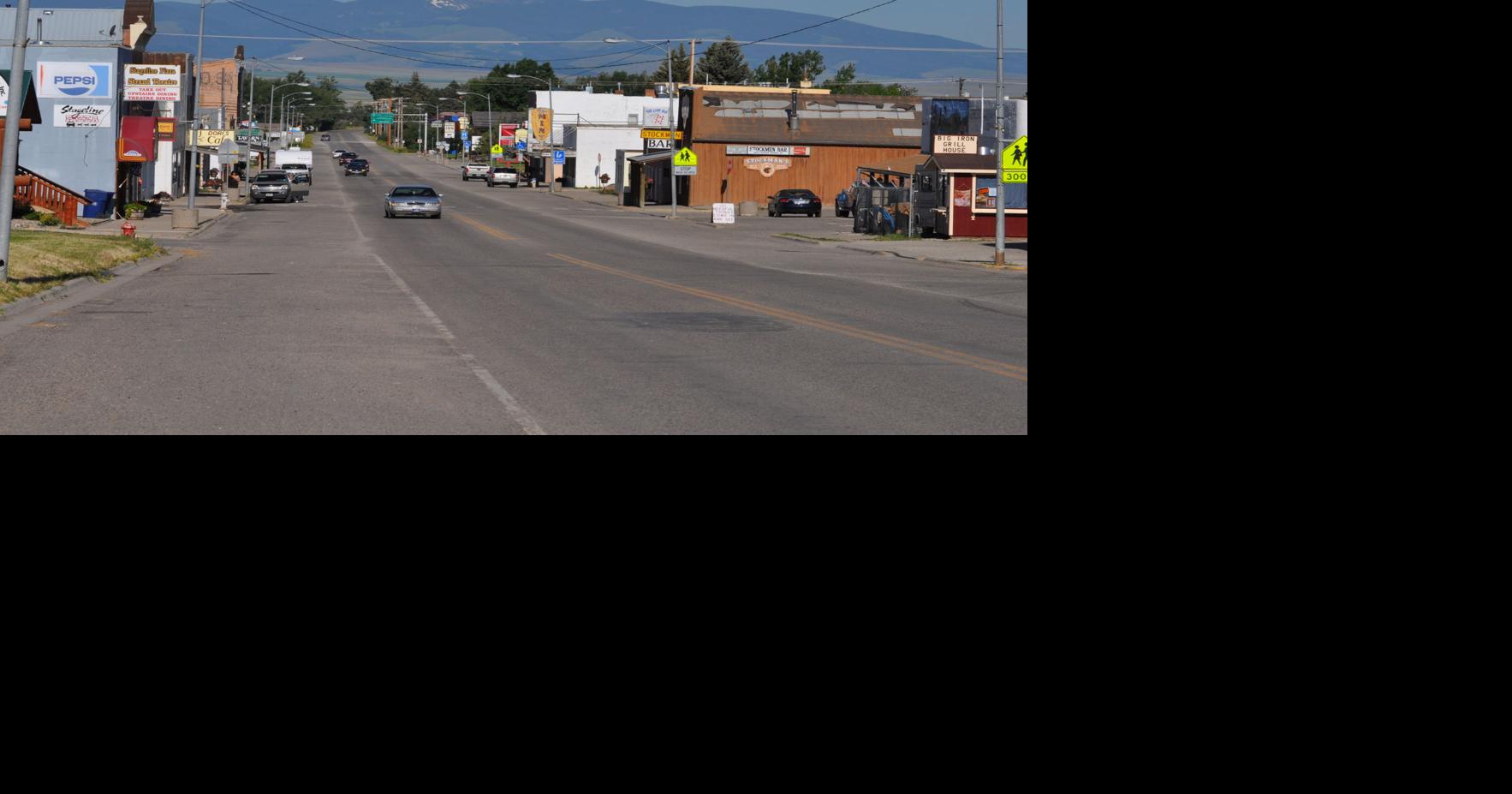 A Bear In White Sulphur Springs Prevented Students From Walking Home Montana News Kulr8 Com