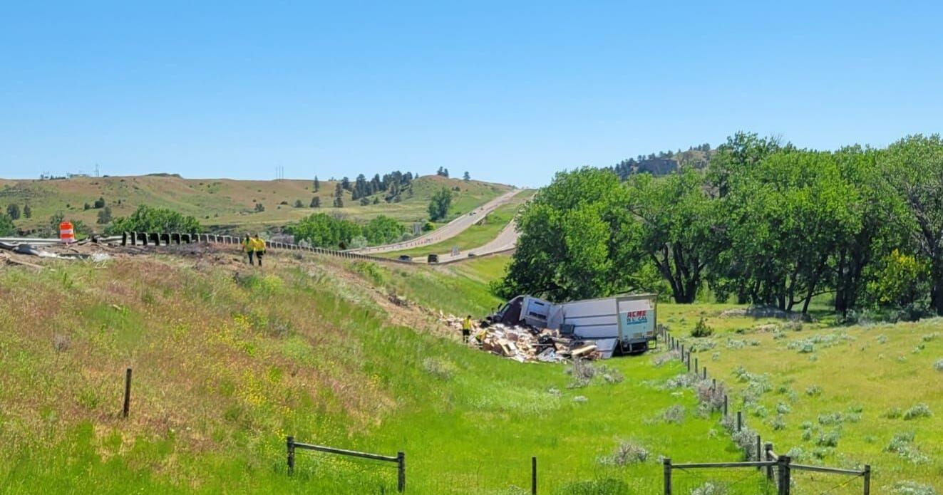 Semi-truck crash to delay traffic on I-94, Highway 39 in Rosebud County - Vimarsana News