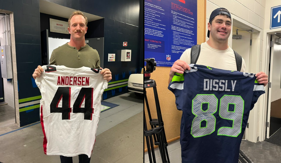 Troy Andersen, Will Dissly exchange jerseys after Falcons win in Seattle, College Sports