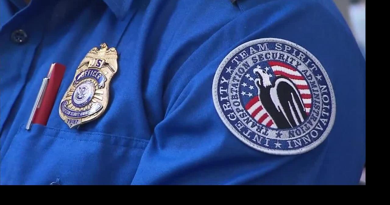 TSA workers receive back pay as holiday travel rush begins