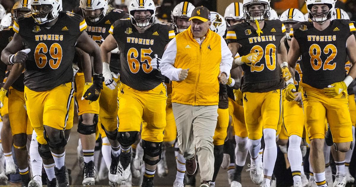 Wyoming Cowboys cap off season Friday in the Barstool Sports Arizona Bowl
