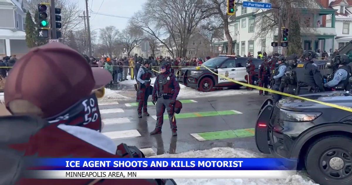 ICE officer kills a Minneapolis driver in a deadly start to Trump