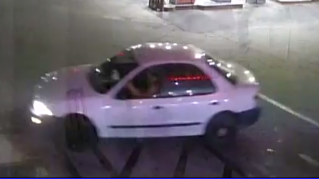 Two suspects are wanted for robbery in north Tucson | | kvoa.com