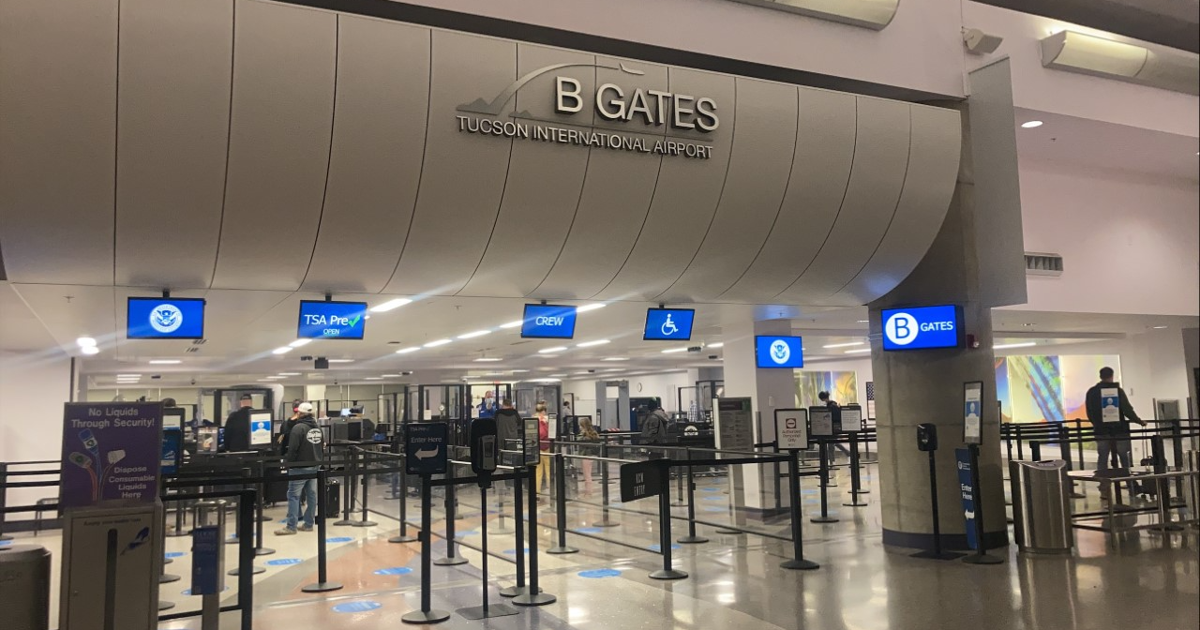 Busy travel season kicks off at Tucson International Airport | Local
