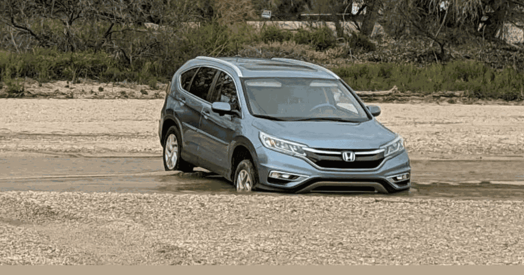 Driver rescued after car trapped in flooded area near Tanque Verde Wash