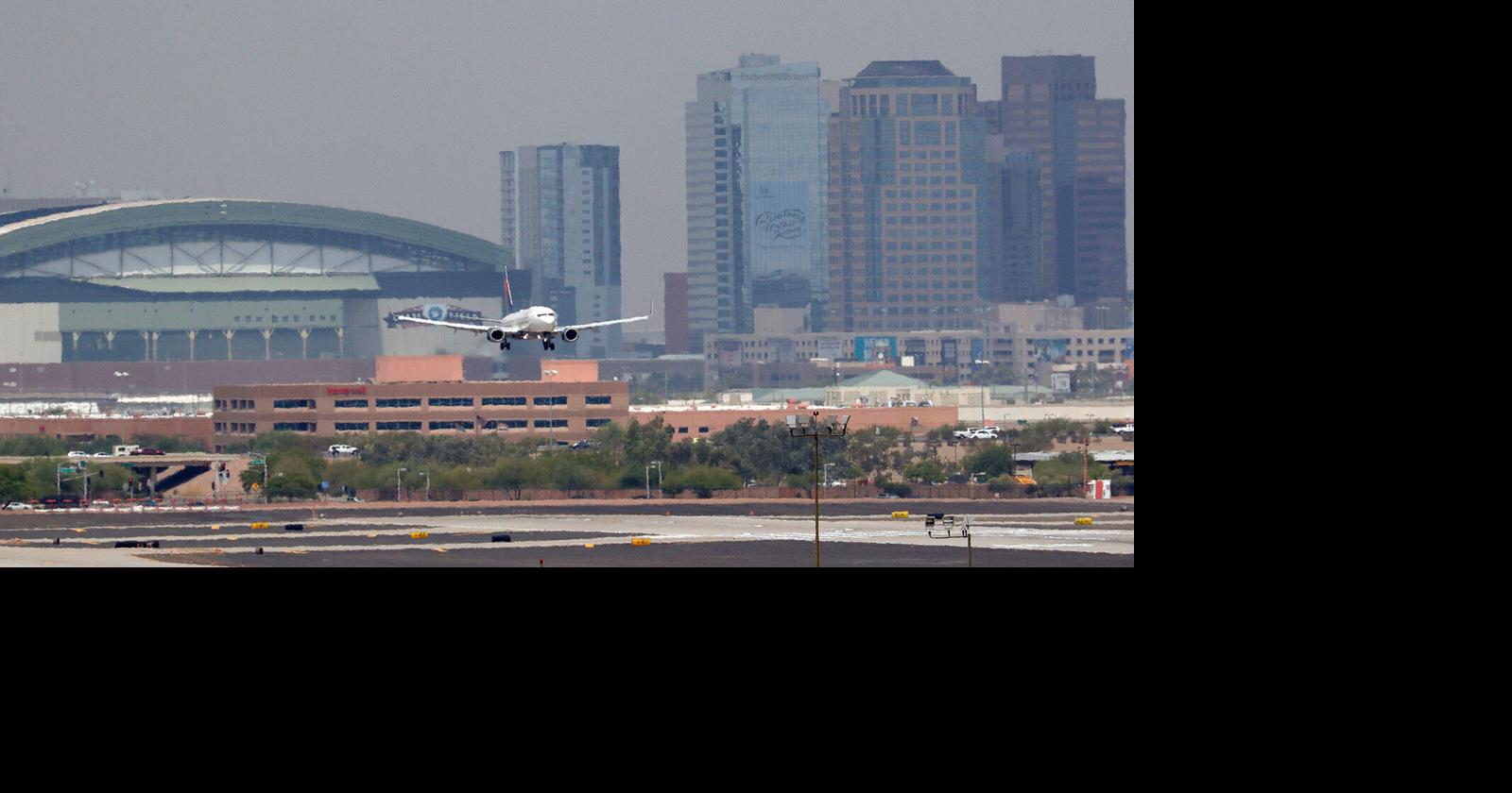 Severe Storms Disrupt Phoenix Flights, Divert Planes to Tucson