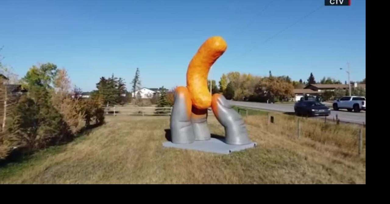 This Canadian community just unveiled a statue dedicated to ... Cheeto ...