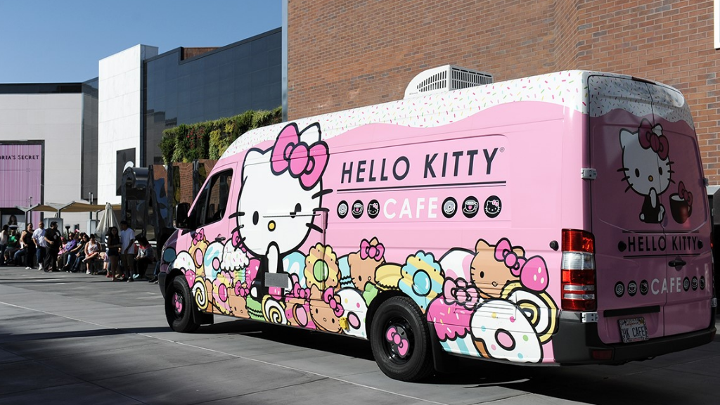 Hello Kitty Cafe Truck - A Day In The Lalz