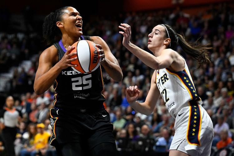 Caitlin Clark scores 20 points and commits 10 turnovers in her first WNBA  game as Indiana Fever loses to Connecticut Sun | | kvoa.com