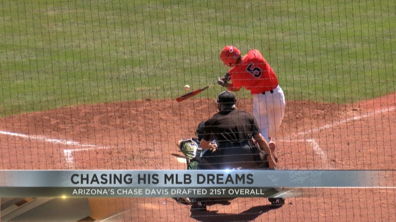 Cardinals draft University of Arizona outfielder Chase Davis with No. 21  pick