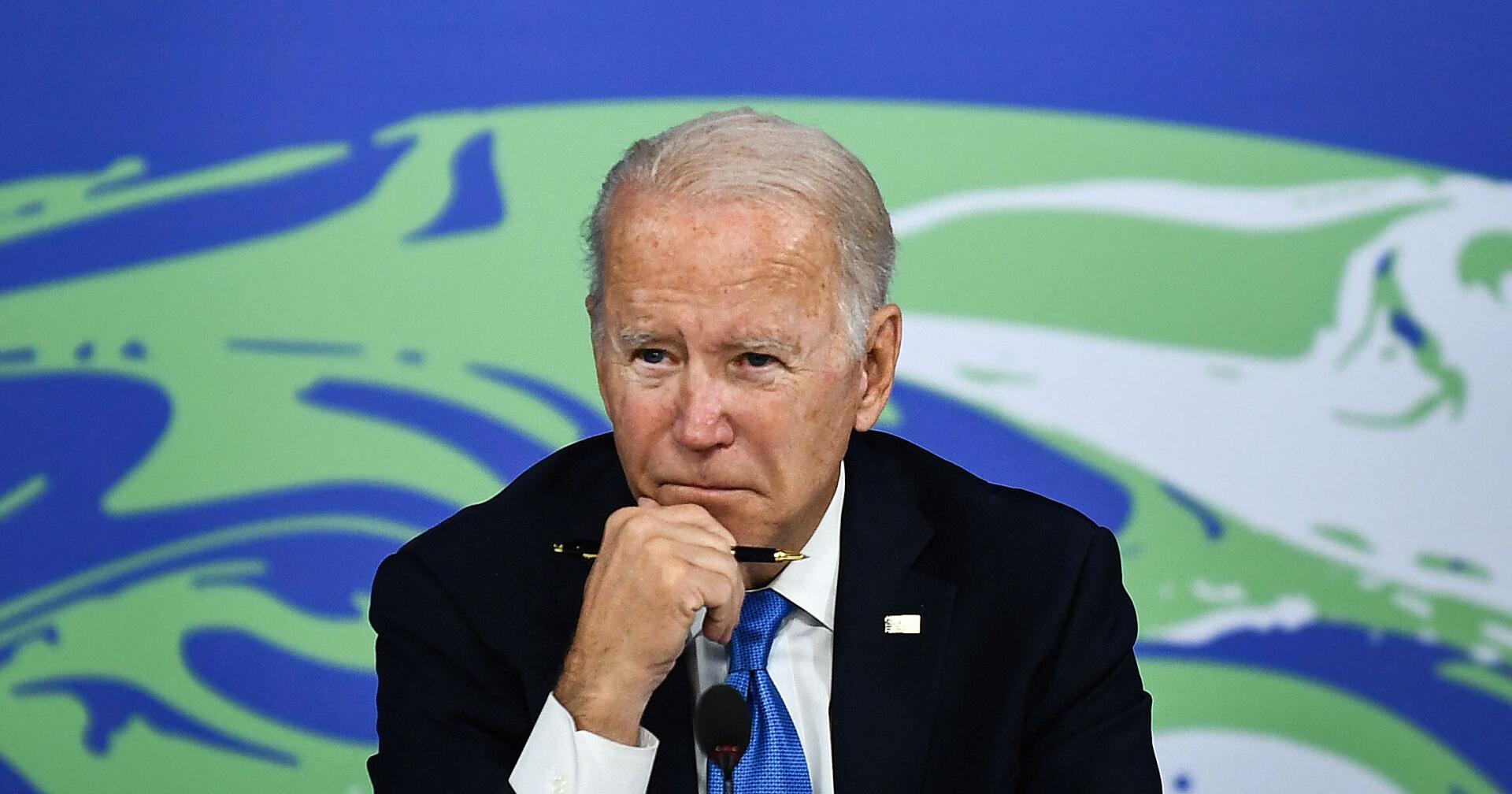 Biden preparing executive action on climate after Manchin sinks legislative approach - Vimarsana News
