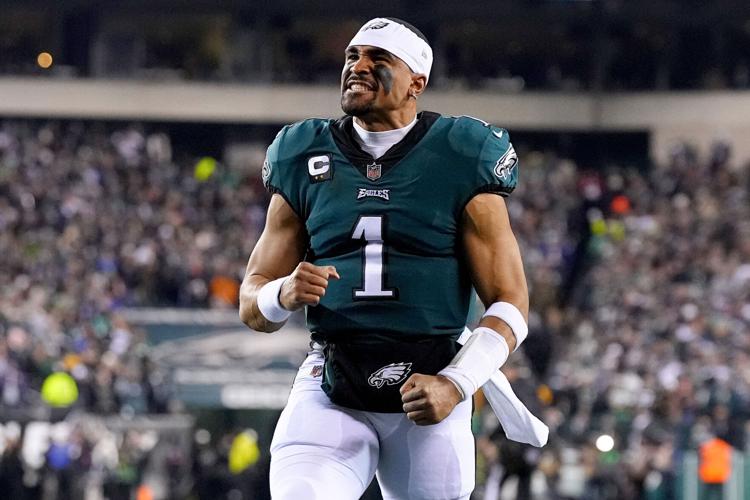 Philadelphia Eagles quarterback Jalen Hurts receives master's degree from  Oklahoma | | kvoa.com