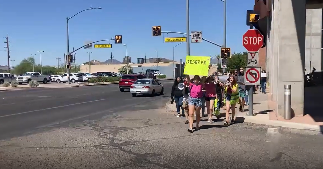 Tucson HS students walk out in support of women's reproductive rights ...