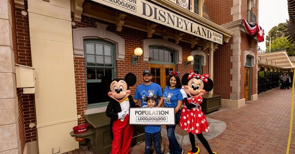 Tucson family welcomed as Disneyland's 1 billionth guest