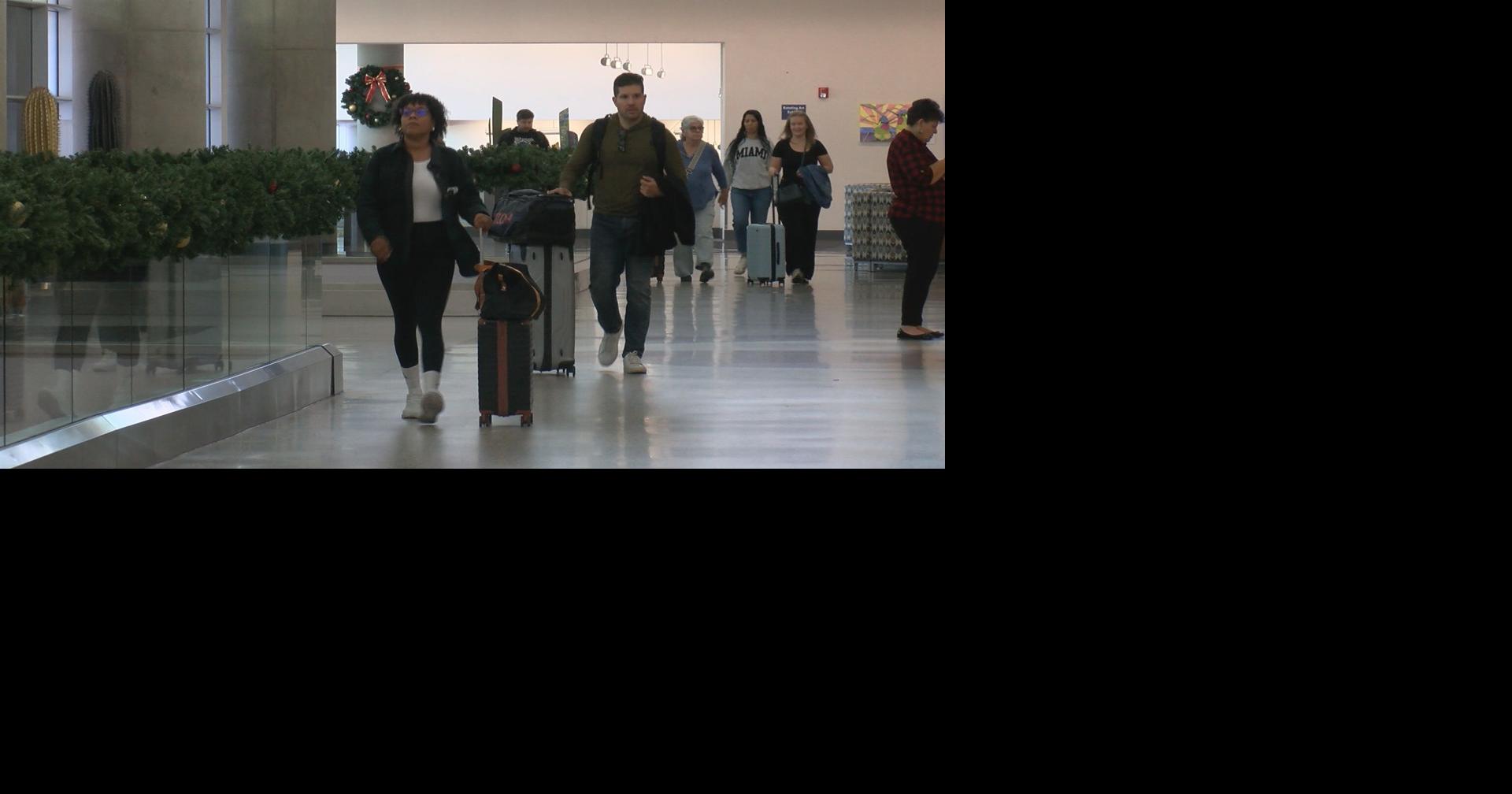 Busy holiday travel season hits Tucson International Airport