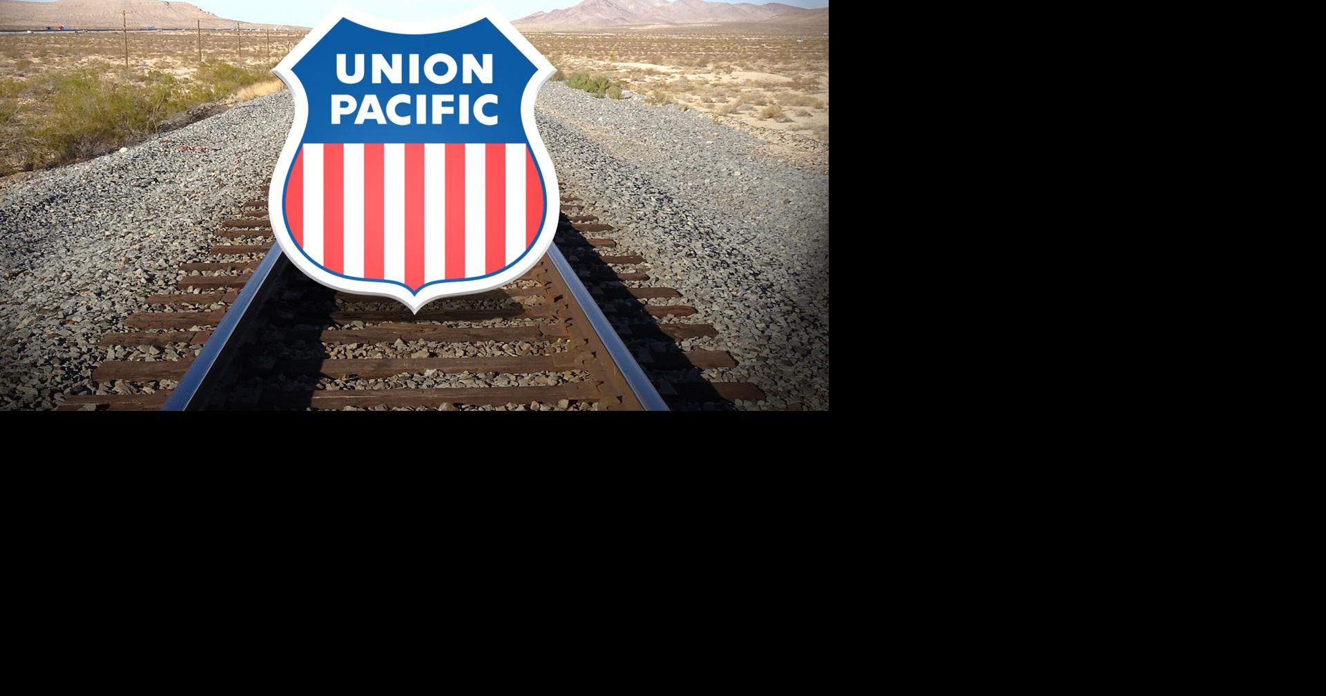 Union Pacific inspects train along I-10 in Tucson after dust problems