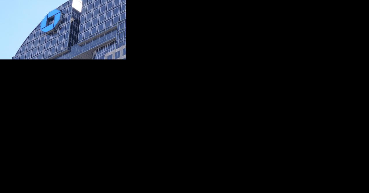 Pro climber scales Phoenix's tallest building, then detained - Vimarsana News