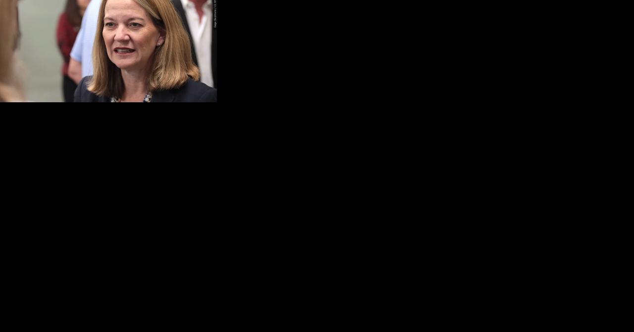 Arizona among 21 states suing Trump administration over consumer protection agency funding