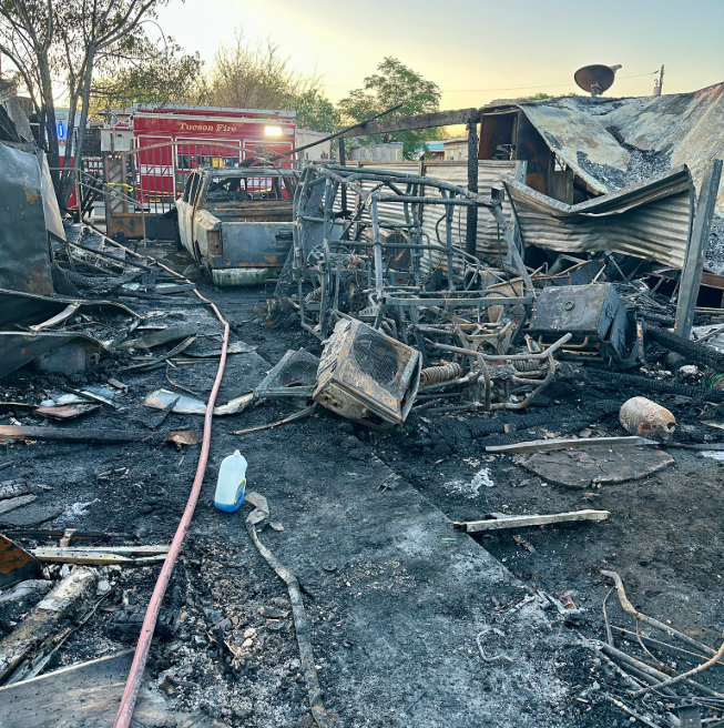Tucson mobile home fire impacts 3 homes, 2 cars, 8 displaced | Local ...
