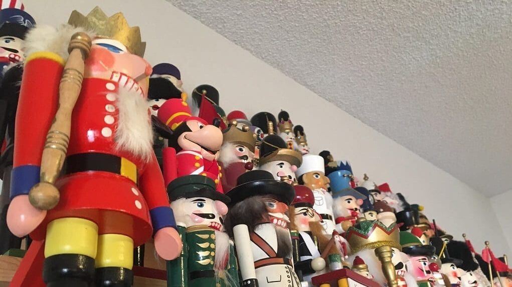 Couple in Tucson has around 1,000 Nutcrackers on display | Local