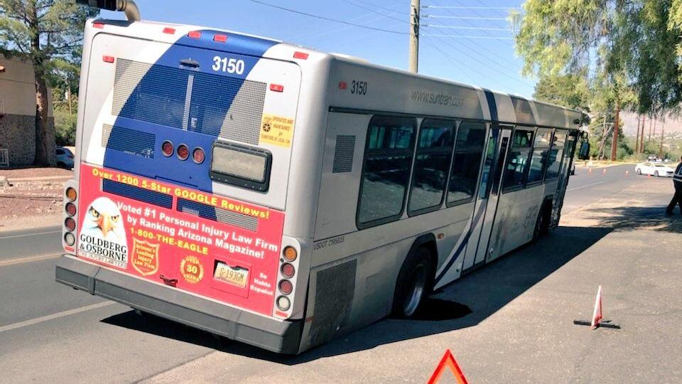 TRAFFIC: Bus falls into sinkhole in central Tucson, prompts road closures | Local