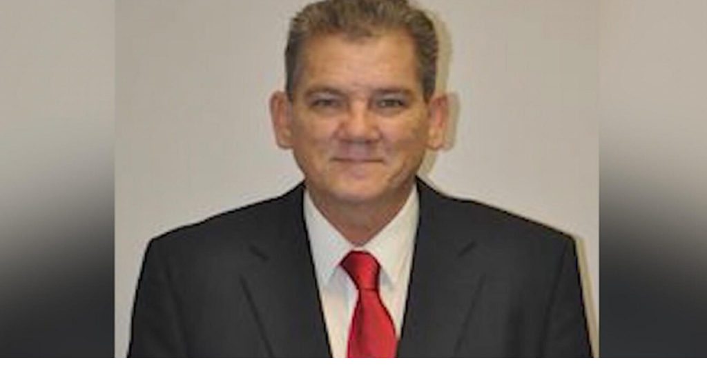 mayor offers resignation after controversial Facebook posts National News