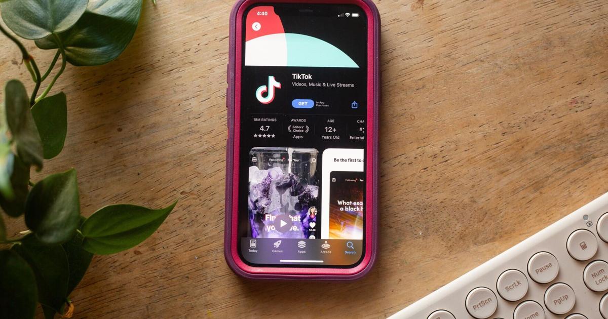 Trump Extends TikTok Ban Deadline in US Third Time