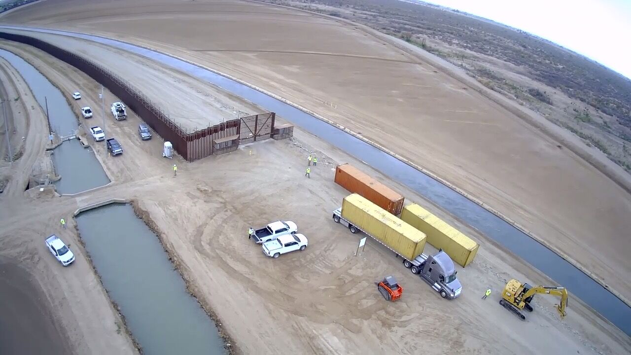 US to Fill Border Wall Gaps Near Yuma, Arizona