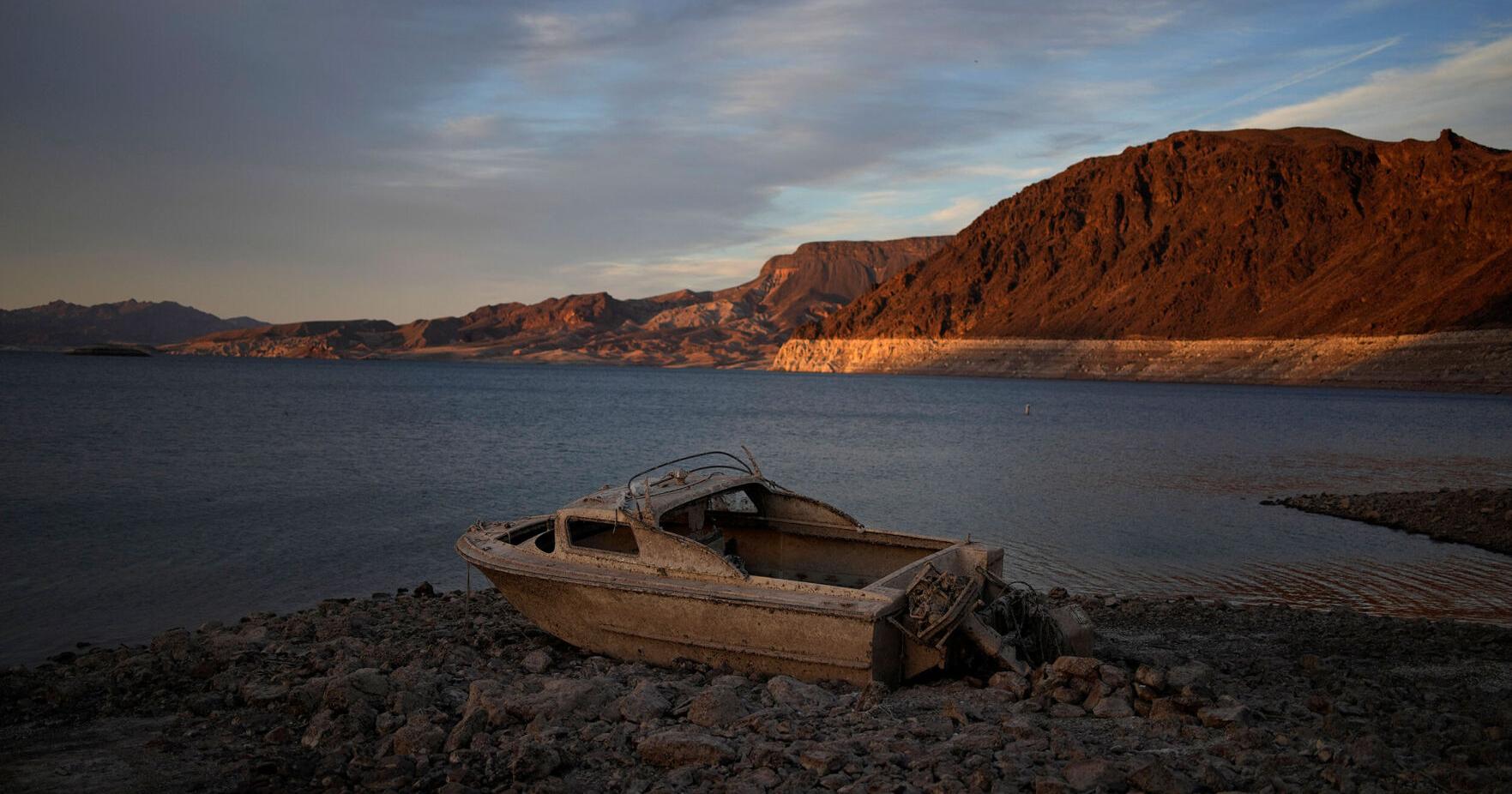 Previously sunken boats emerge and cars sink into the shoreline of disappearing Lake Mead - Vimarsana News