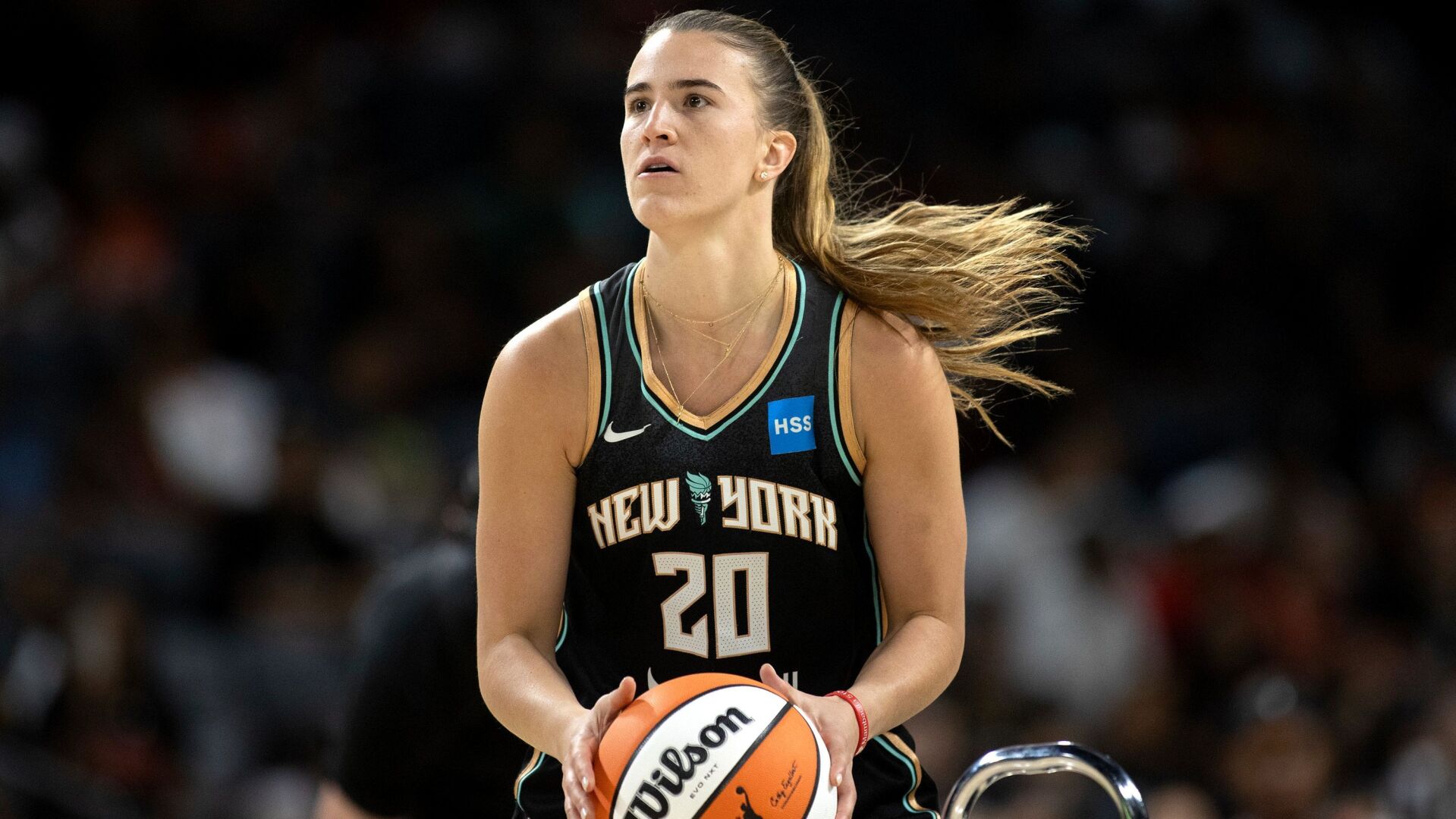 Sabrina Ionescu sets WNBA and NBA all-time record in three-point contest |  Sports | kvoa.com