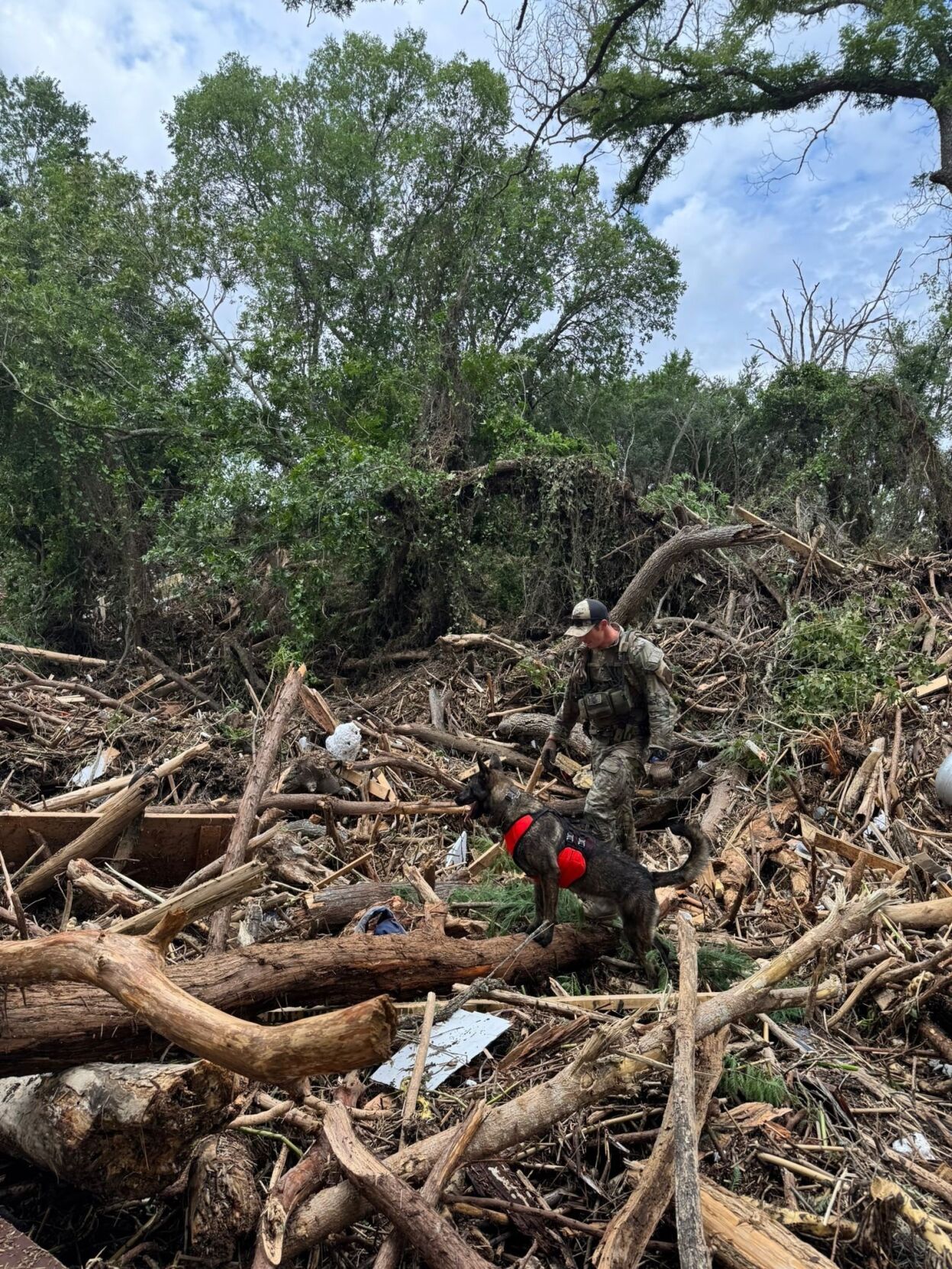 Tucson's BORSTAR agents assist Texas rescue crews amid severe flooding ...