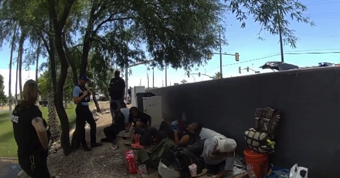 Officers seize guns, fentanyl pills near southside Tucson bus stop