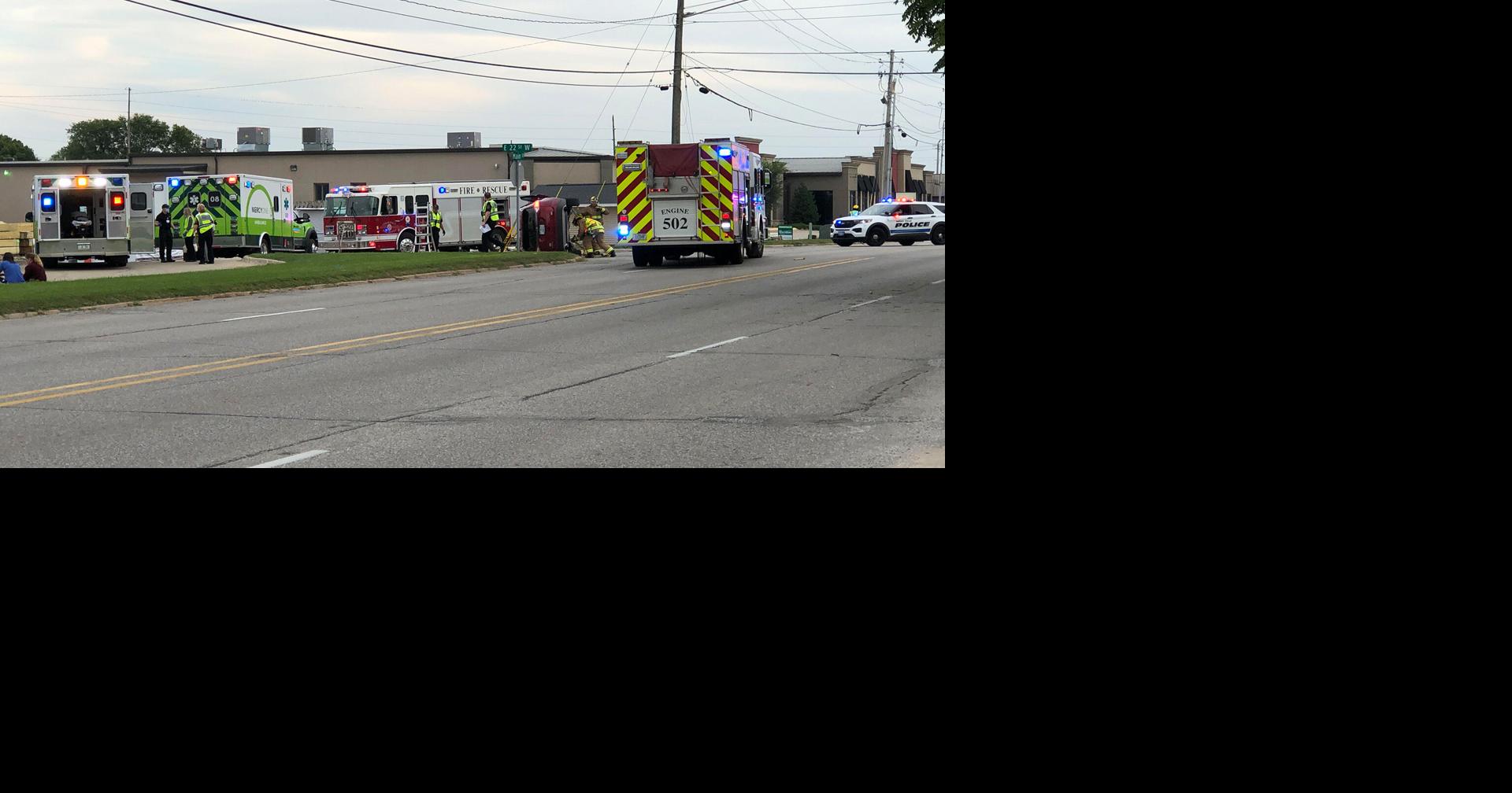One person injured from rollover crash in Cedar Falls | Waterloo | kwwl.com