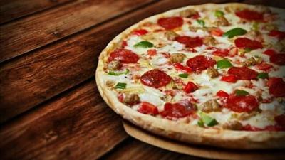 Casey's General Store transitioning from box top pizza ...
