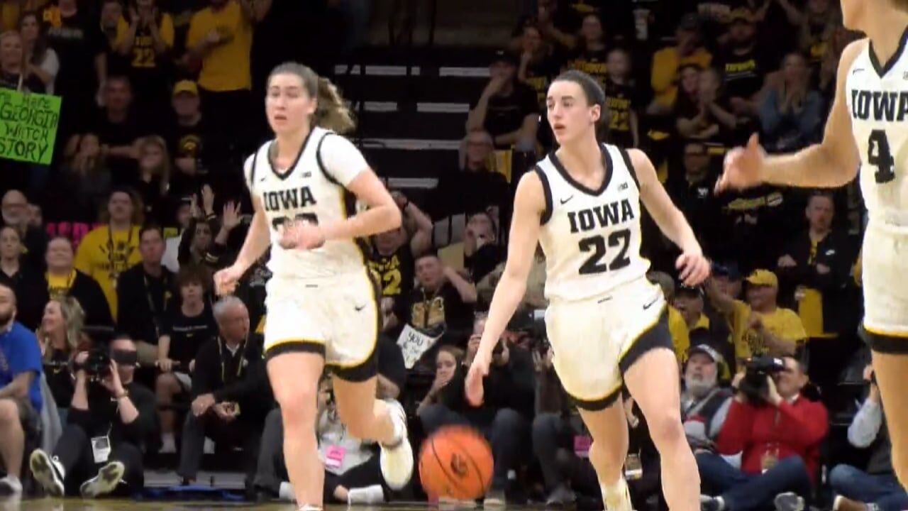 Iowa Women's Basketball Moves Up To No. 3 In AP Poll | Video | Kwwl.com